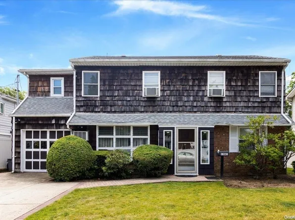1361 Kew Avenue, Hewlett, NY 11557
