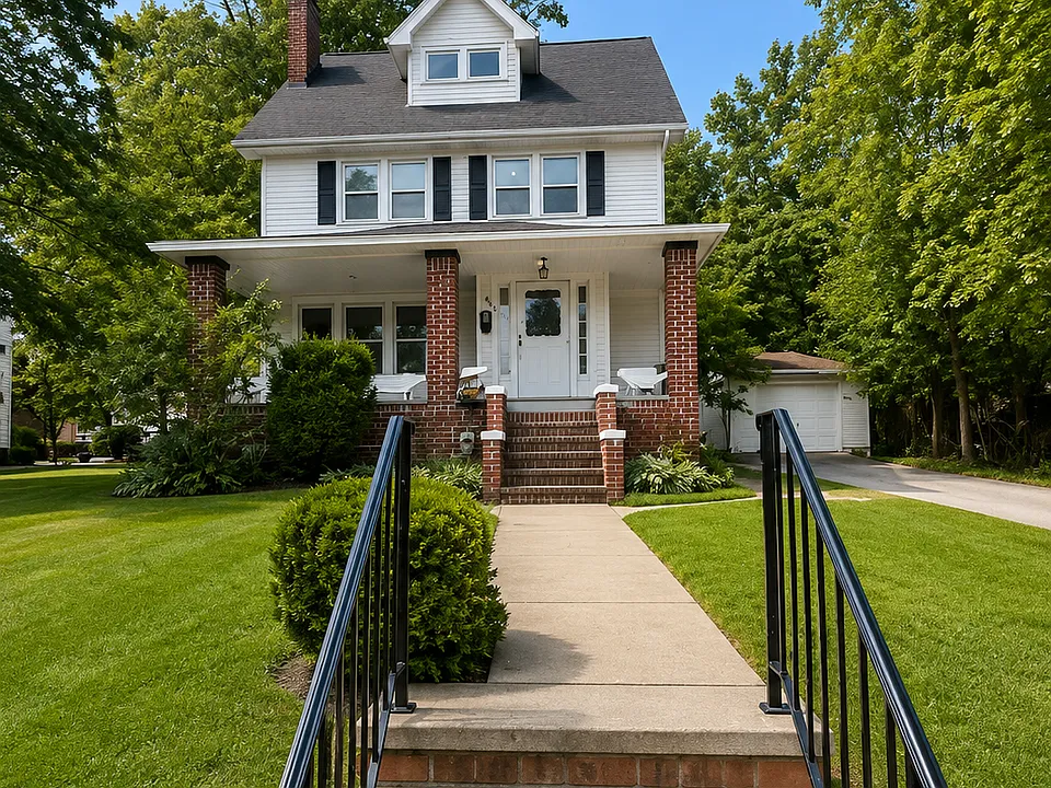 1462 Parkhill Rd