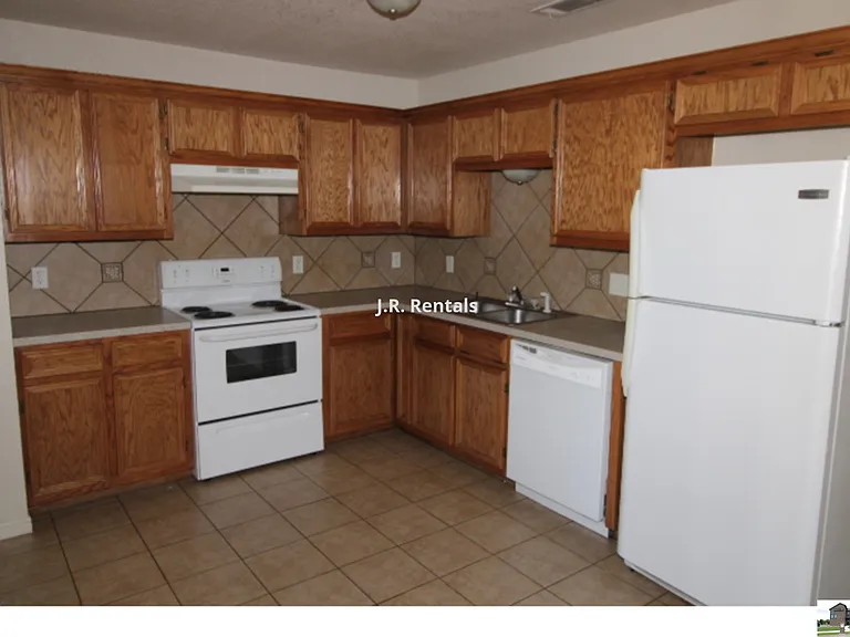 2915 Sunflower Trl #B — Photo 14