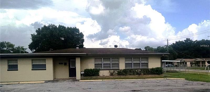 1st image of 3808 N Lincoln Ave