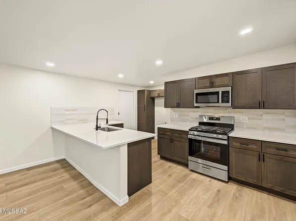 2113 Golf Links Rd, Sierra Vista, AZ 85635