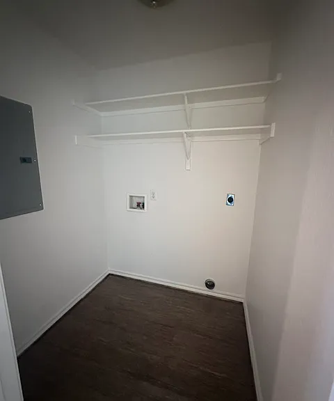 301 W Anderson St #300 — Photo 12