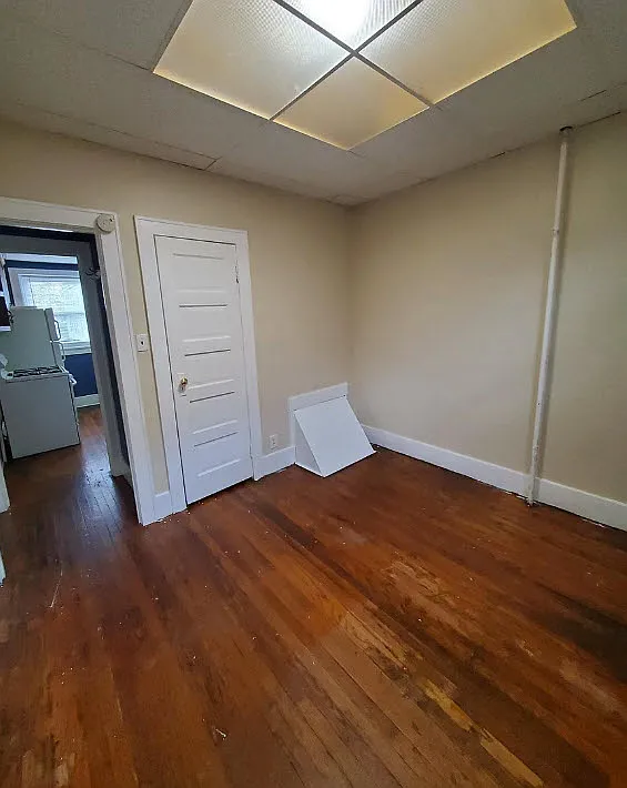 917 Champlin Ave — Photo 3