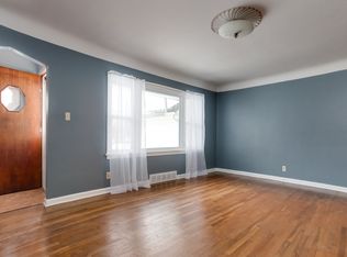 1105 Belrose Rd, Mayfield Heights, OH 44124