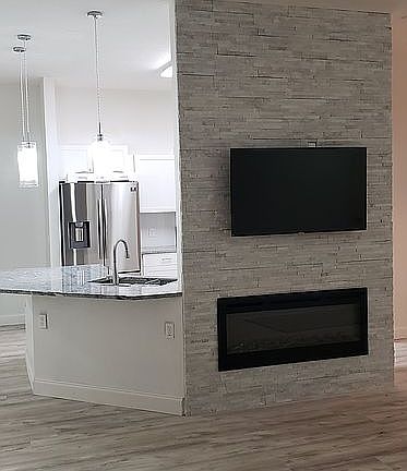 5th image of 443 Joy Haven Dr