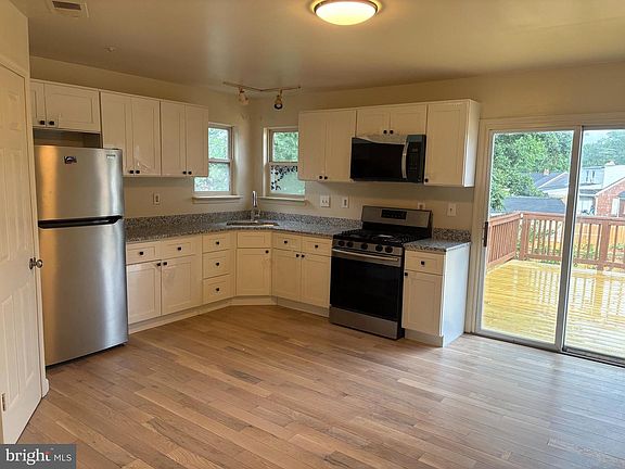 2nd image of 7203 23rd Ave