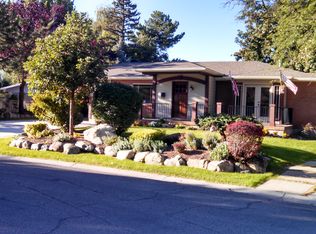 4584 S Suncrest Dr, Holladay, UT 84117