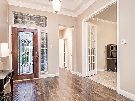 4th image of 9831 McMahon Ct