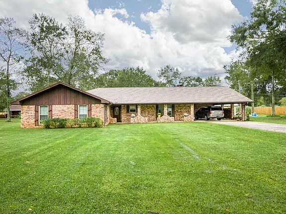 2nd image of 4216 Oak Dr