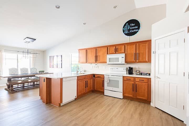 Bright and open floor plan