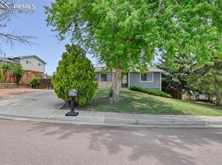 6925 Grand Valley Dr, Colorado Springs, CO 80911