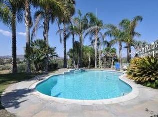 40741 Vista Murrieta Dr, Murrieta, CA 92562