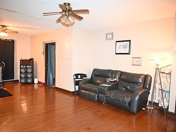 5th image of 613 Trenton Ave