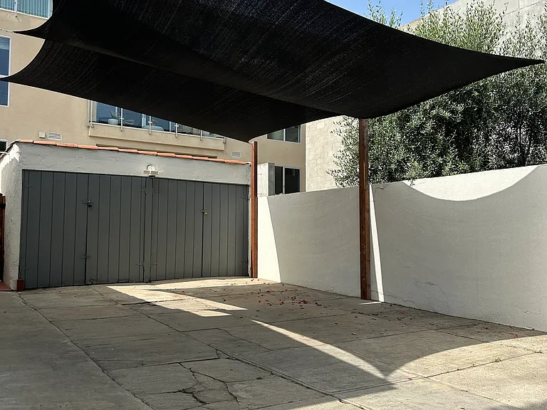 8268 Waring Ave — Photo 25