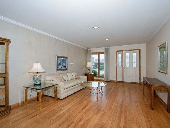 2nd image of 4834 N Odell Ct