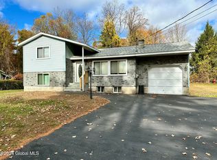 23 Stewart Dr, Lake Luzerne, NY 12846