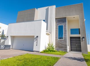 3926 Sun Valley Dr, Laredo, TX 78045