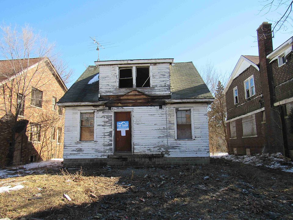 17146 Hickory