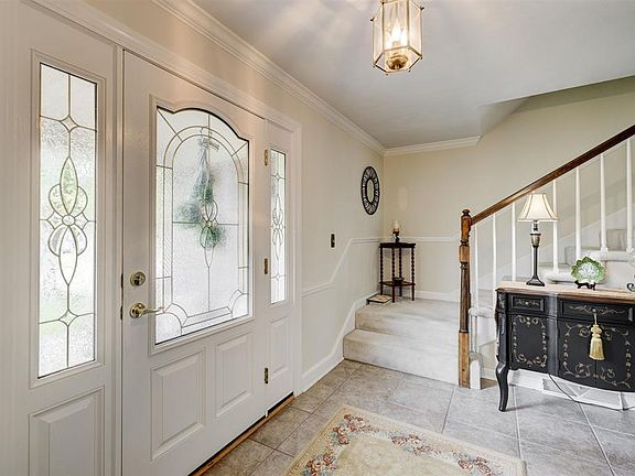 4th image of 308 Wesleyan Pl