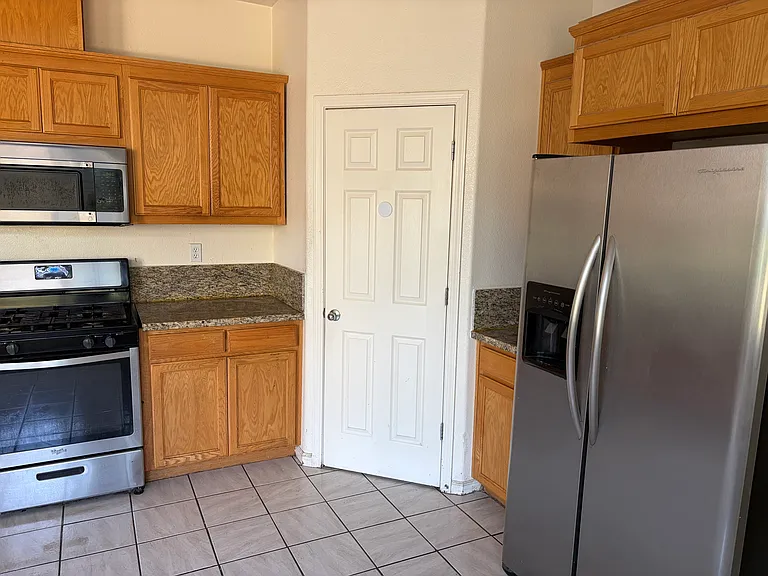 24 Balsam Ct — Photo 6