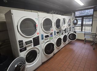 36-20 Bowne St #3B, Flushing, NY 11354