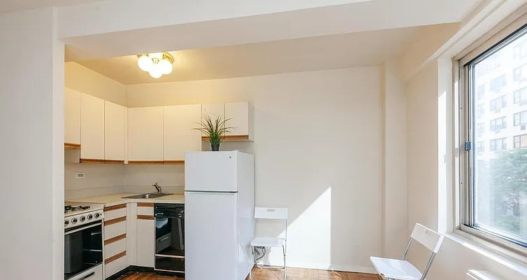 Rented by Keller Williams NYC | media 10