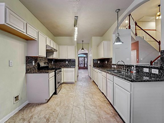4th image of 3818 Ridge Canyon Rd