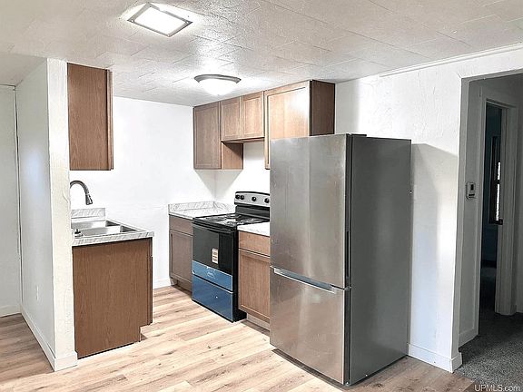 3rd image of W7840 North St
