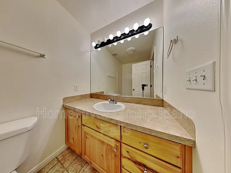 390 Bridger Dr — Photo 20