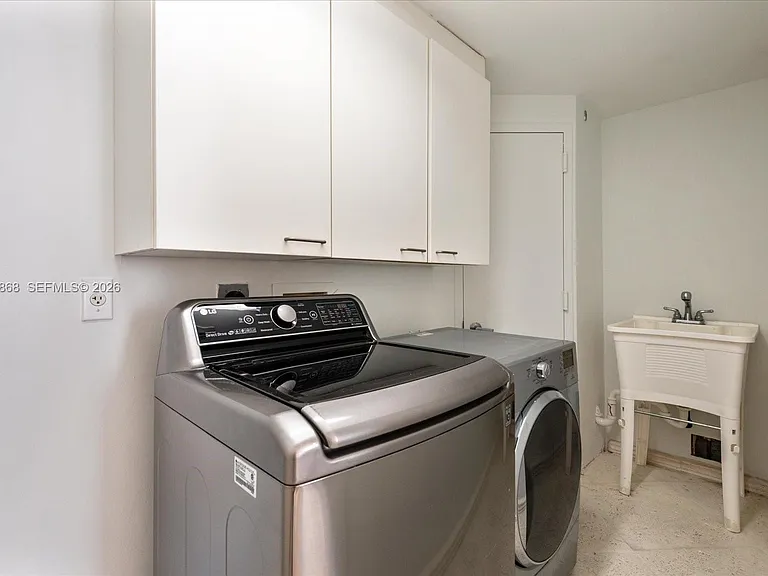 791 Crandon Blvd #1501 — Photo 13