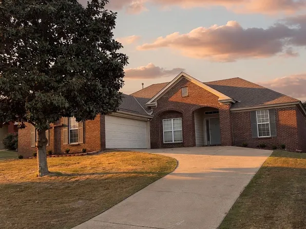 1018 Thistle Rd, Prattville, AL 36066