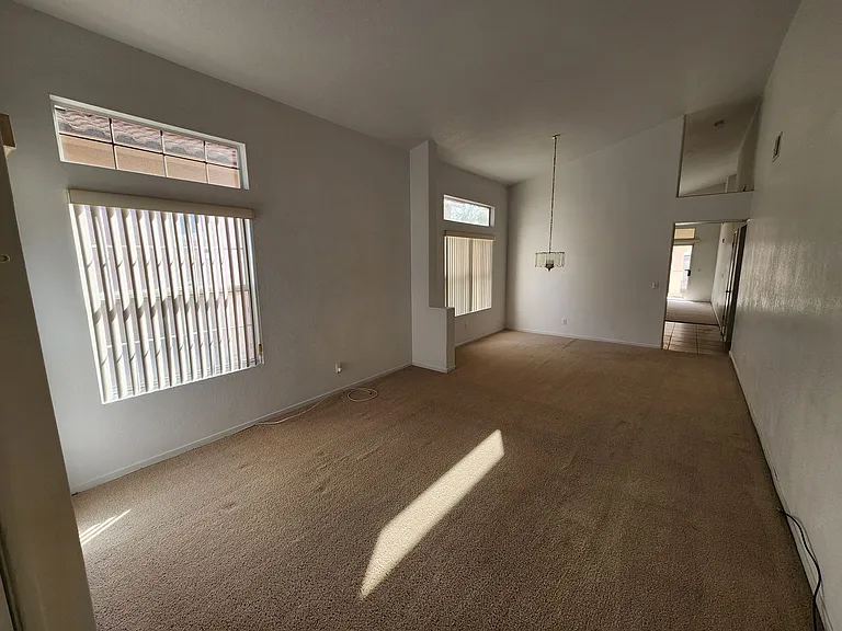 1917 Casa Verde Dr — Photo 3