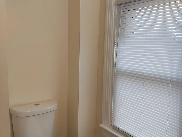 717 Centre St — Photo 15