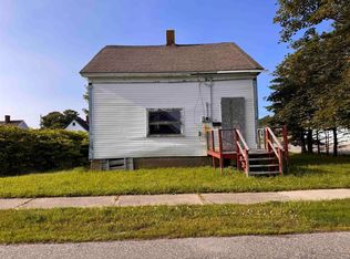 12 Butler St, Yarmouth, NS B5A 3Y8