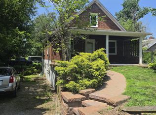 405 Millers Ln, Pittsburgh, PA 15239