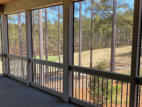 3rd image of 1220 Cottage Ln E