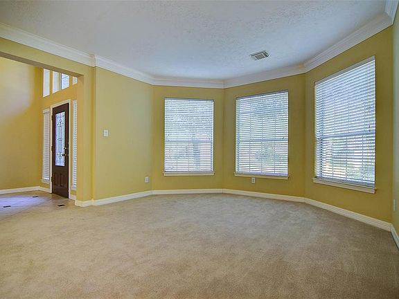 3rd image of 19603 Auburn Meadows Dr