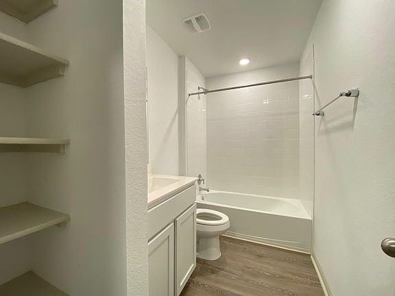 5th image of 115 Fort Clark Springs Dr