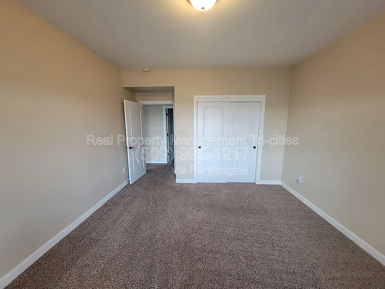 2348 W 49th Ave — Photo 24
