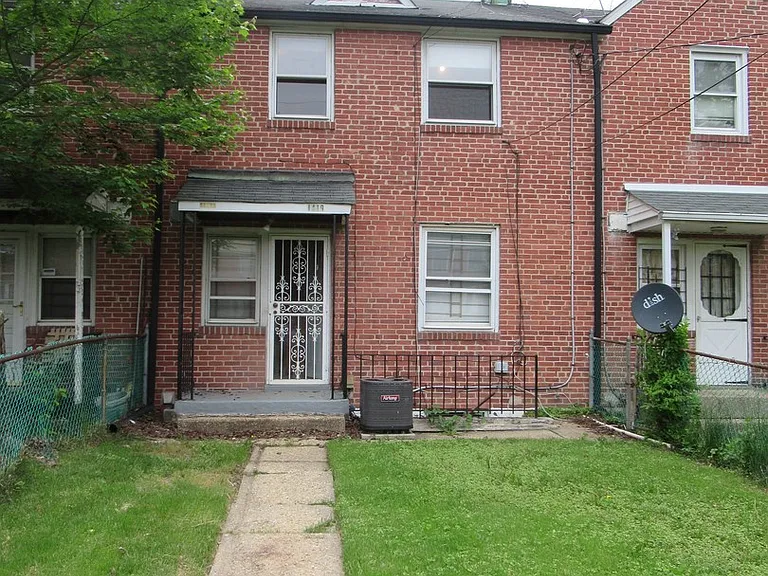 1419 Winston Ave — Photo 3