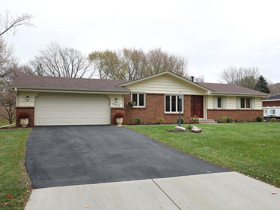 1st image of 13217 Willow Ln