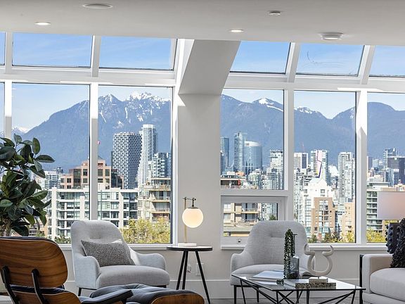 3rd image of 1350 W 14th Ave Penthouse 12