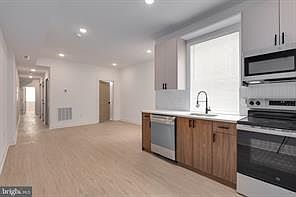5th image of 4153 Mantua Ave #2