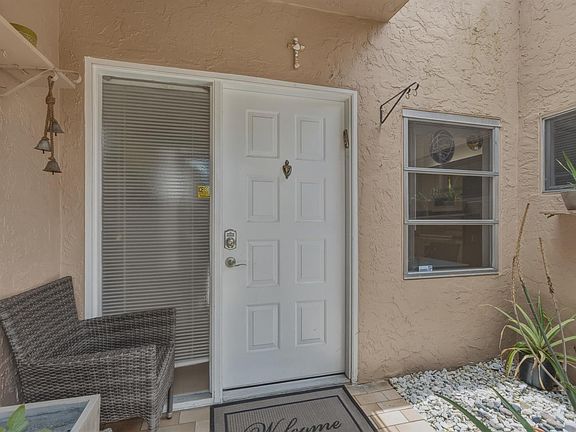 4th image of 8128 Summerbreeze Ln