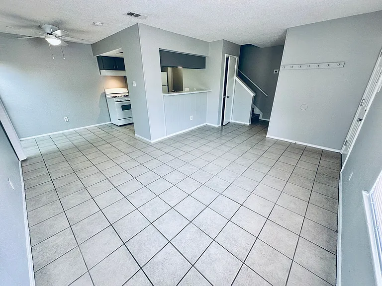 5305 Woodland Oaks Ct — Photo 9