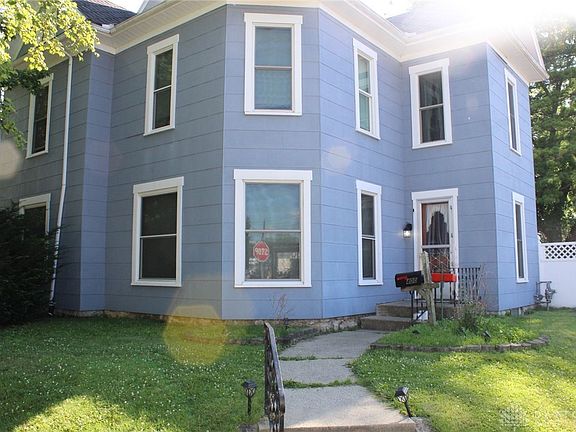 5th image of 400 Central Ave