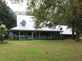 79 Castleberry Dr, Poplarville, MS 39470