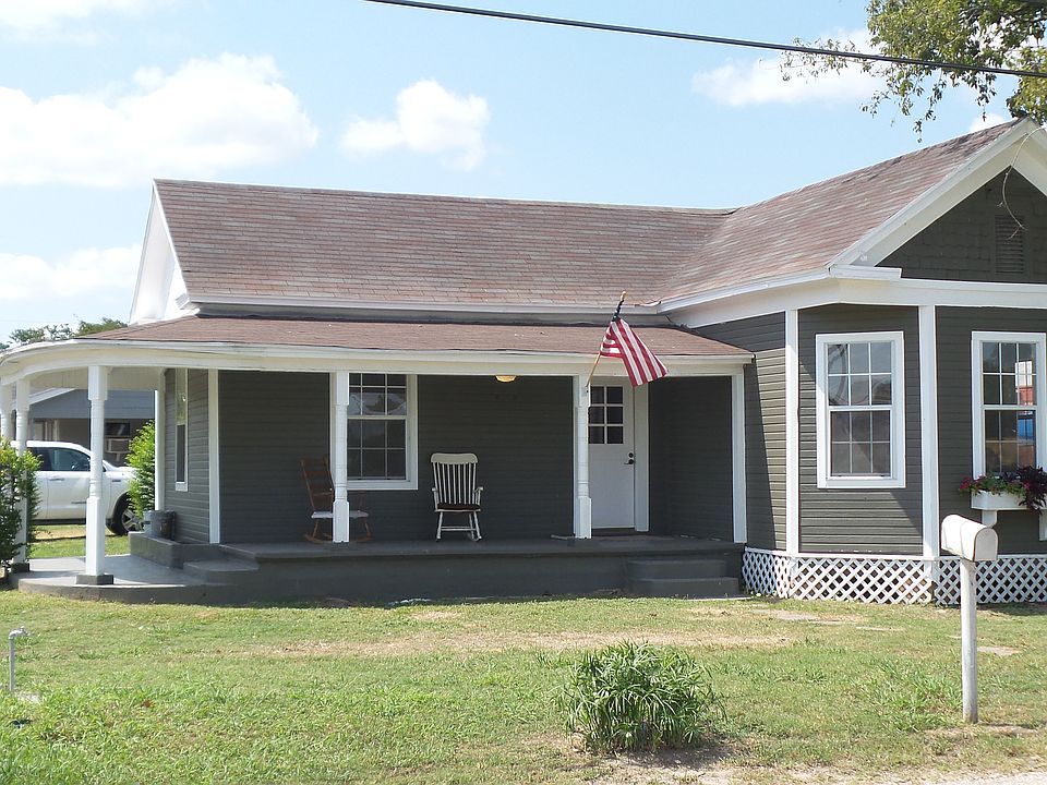 1st image of 509 E A St