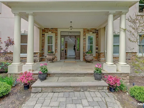 501 Clinton Ave, Wyckoff, NJ 07481
