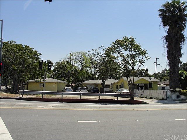 1st image of 835 S Campus Ave